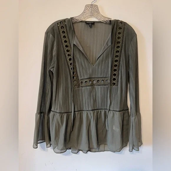 Express Lot - Picture 3 of 8